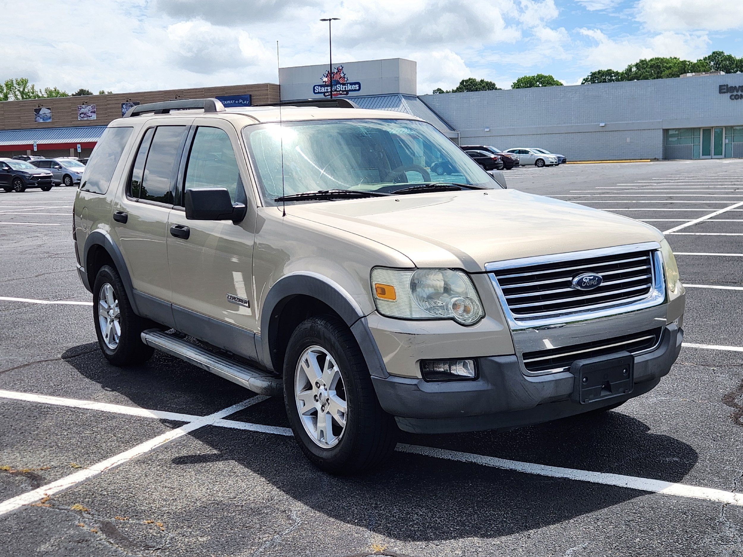 2006 Ford Explorer XLT 4.0 4x4's photo