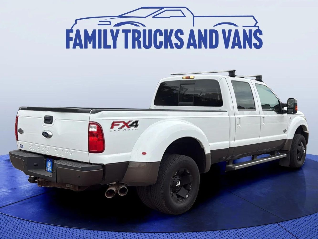 2015 Ford F-350 King Ranch photo 4