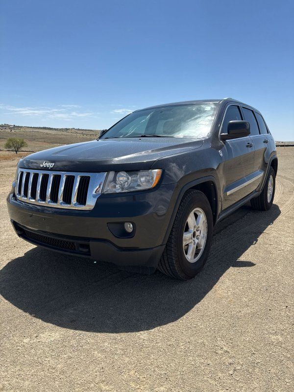 2011 Jeep Grand Cherokee Laredo 4WD's photo