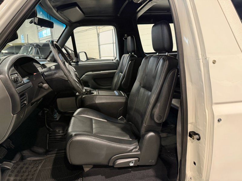 1992 Ford Bronco XLT, photo 11