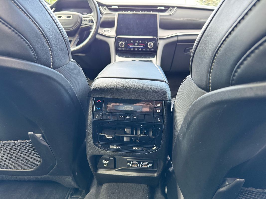 2021 Jeep Grand Cherokee L Overland - Photo 14