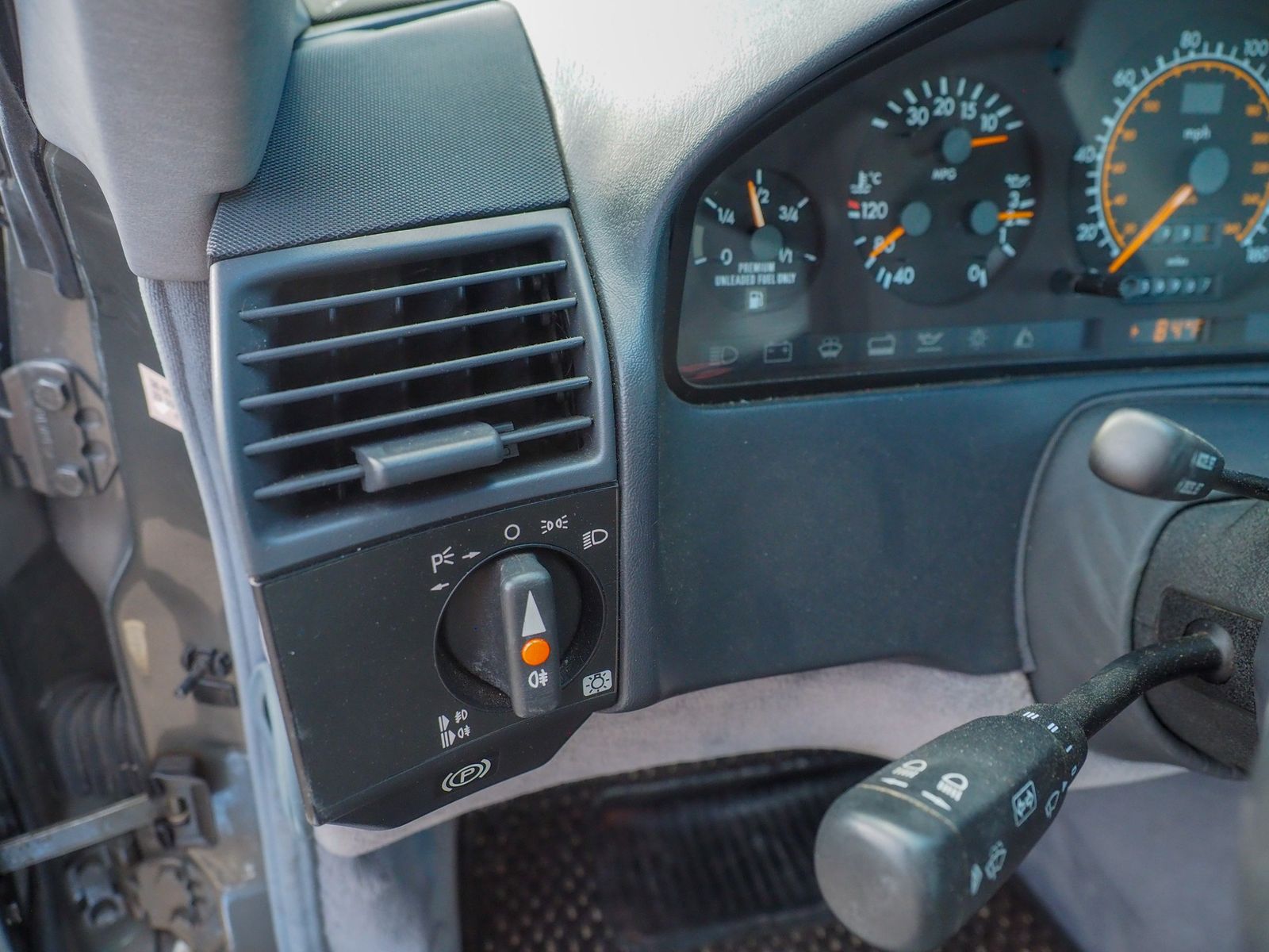 1992 Mercedes-Benz 500-Class 64