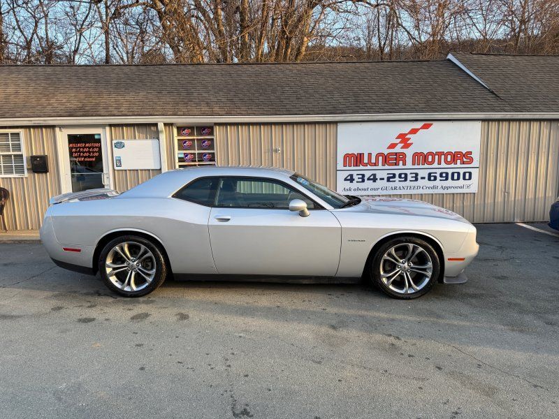 2020 Dodge Challenger R/T's photo