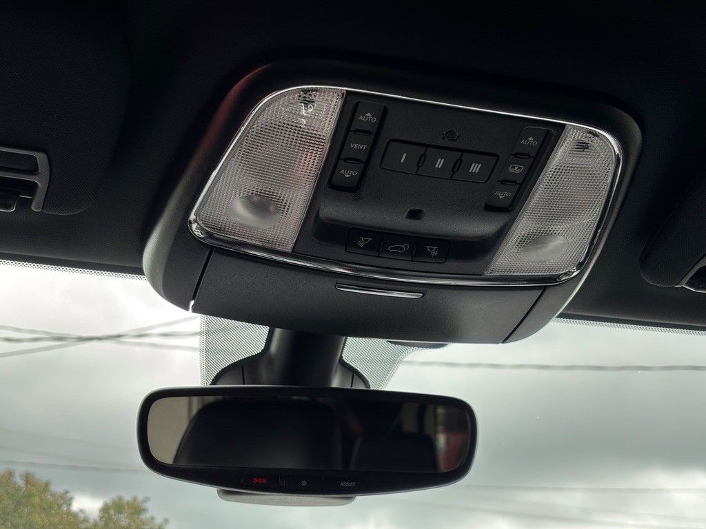 2021 Jeep Grand Cherokee Limited photo 47
