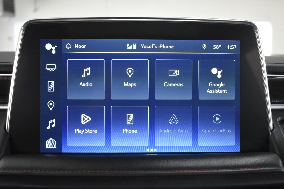 2023 Chevrolet Suburban 4WD RST