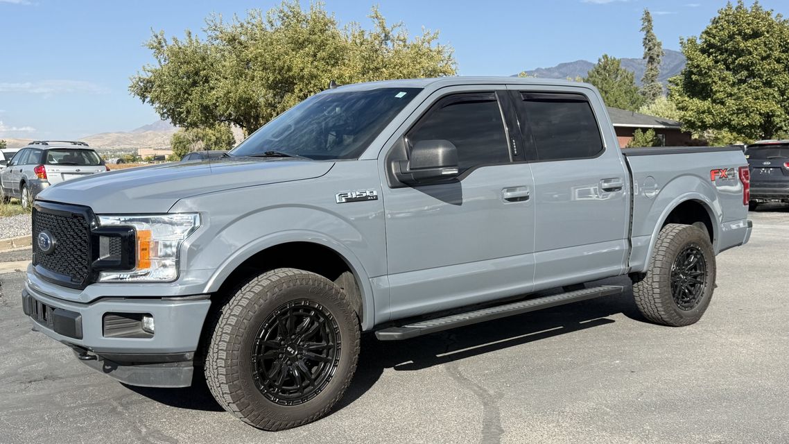 2019 Ford F-150 — XLT, photo 1 of 12
