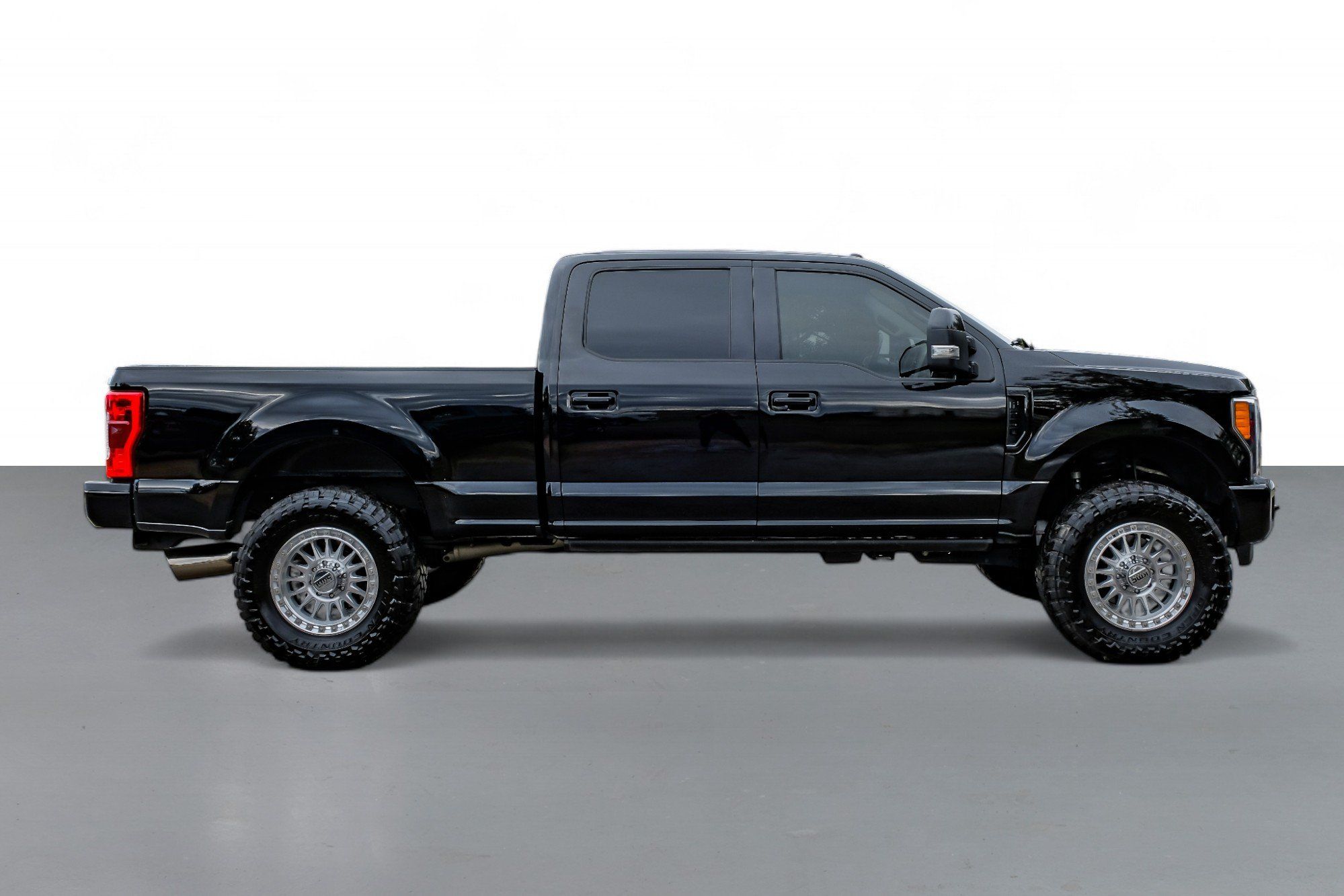 2017 Ford F-250 Lariat photo 3