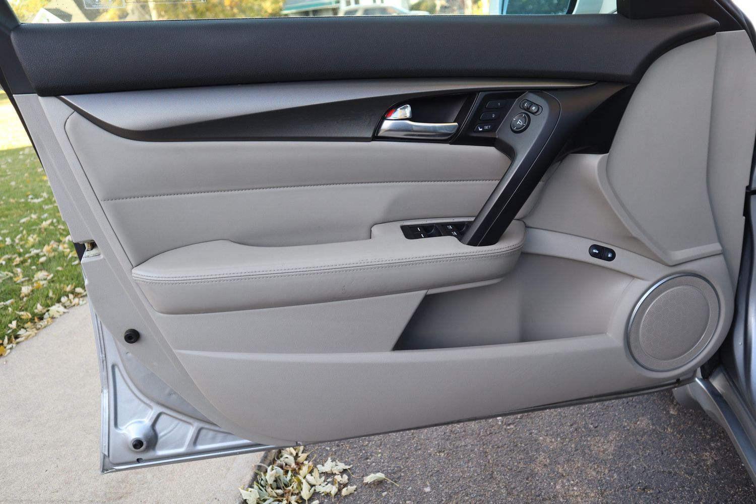 2012 Acura TL w/Tech | Victory Motors of Colorado