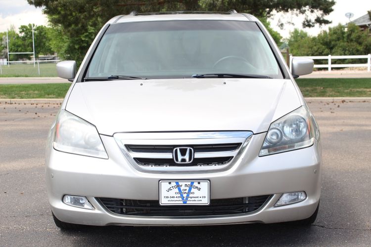 2007 Honda Odyssey Touring w/DVD w/Navi Victory Motors of Colorado