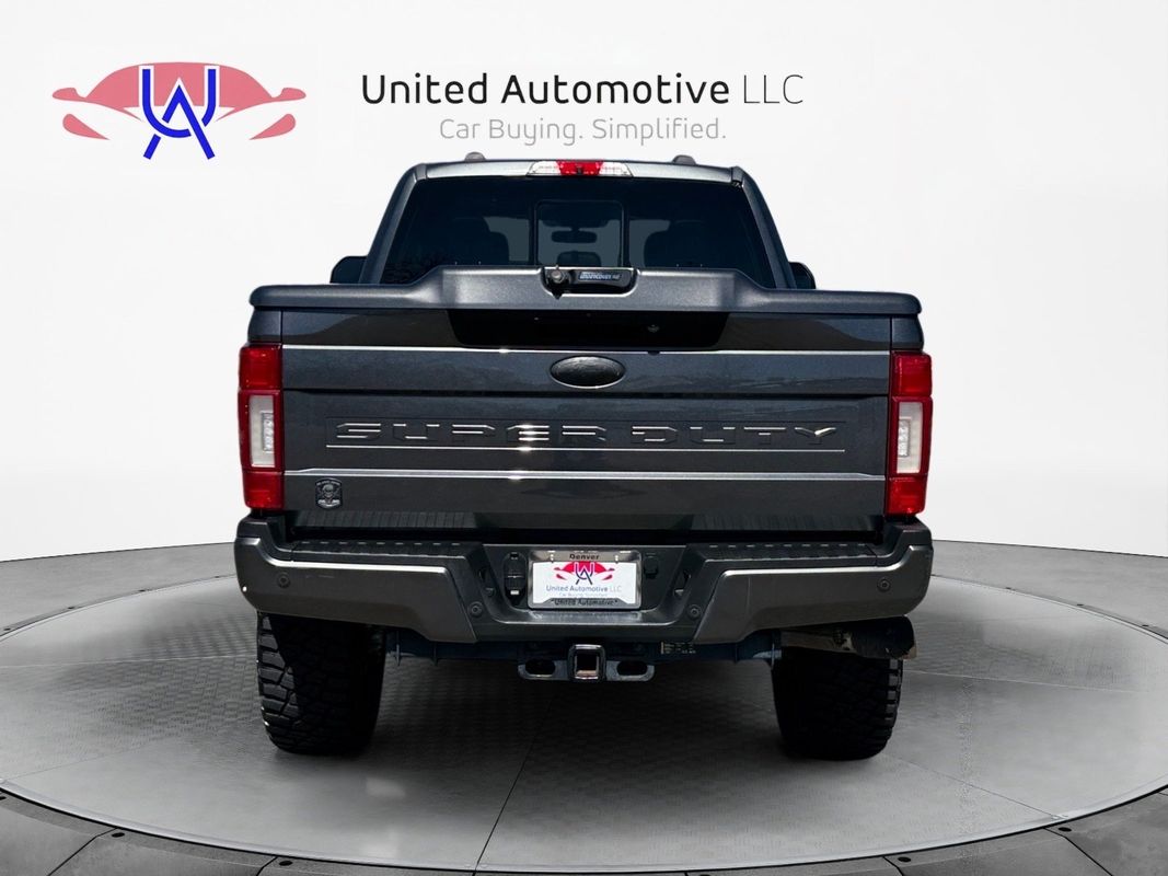 View vehicle photo 6