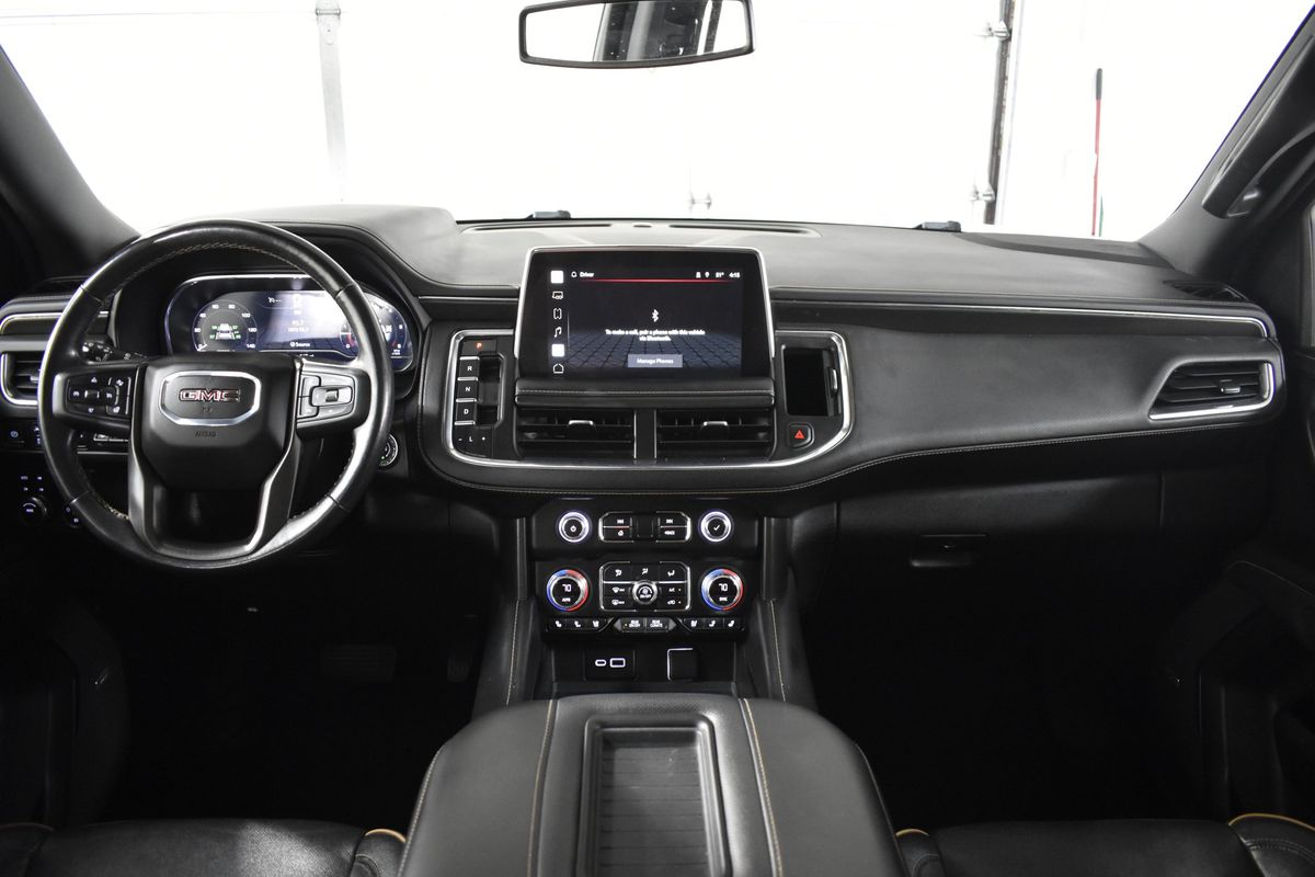 2022 GMC Yukon XL 4WD AT4