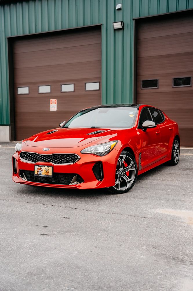 2018 Kia Stinger GT's photo