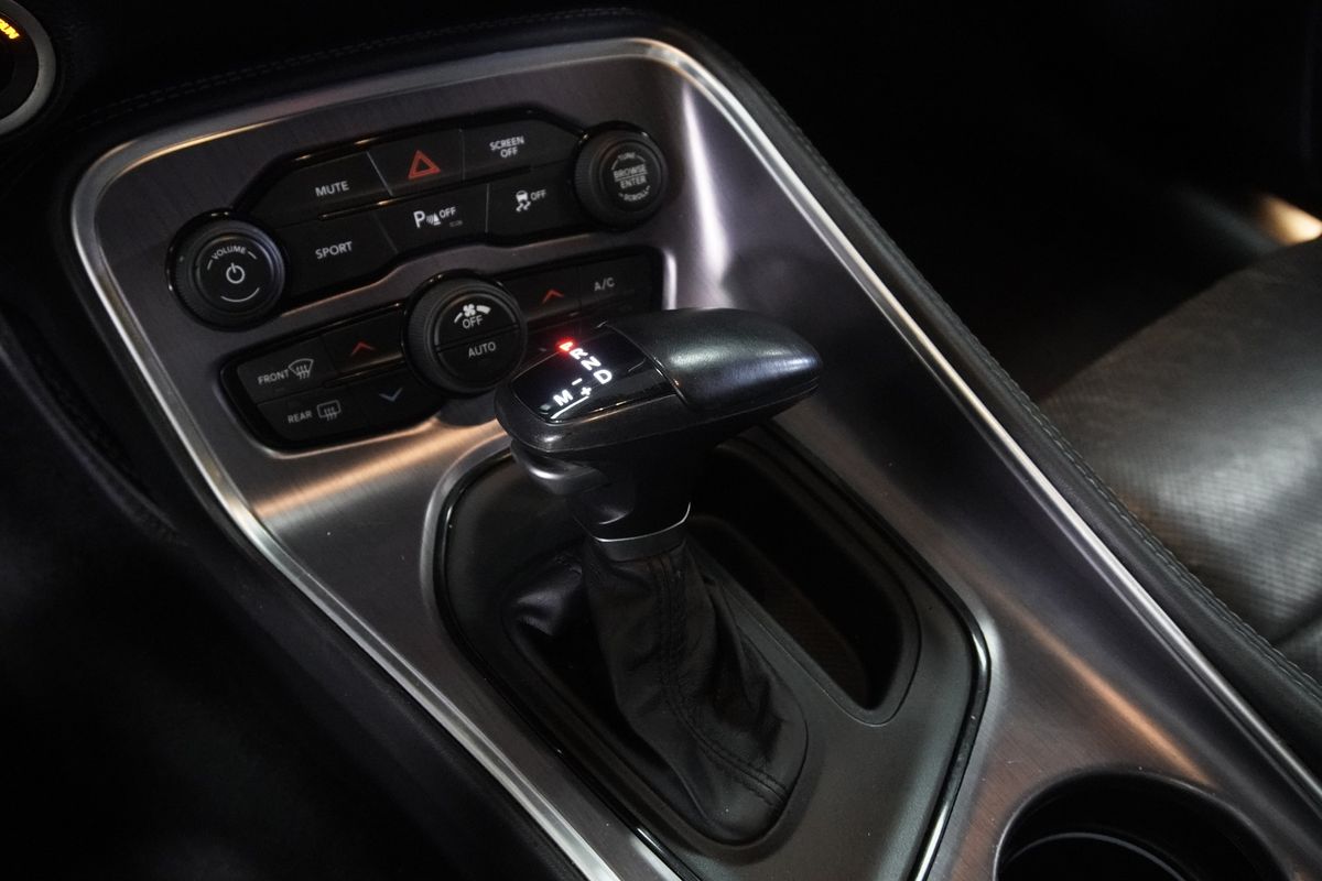 2018 Dodge Challenger SXT Plus