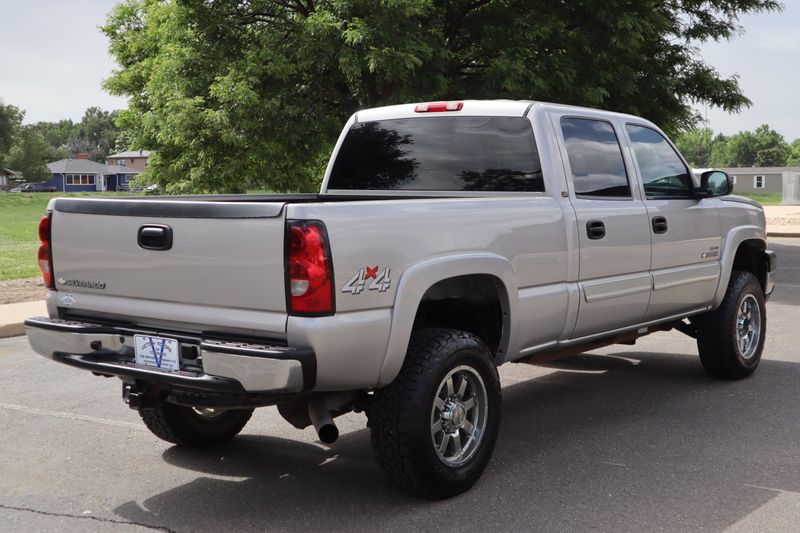 2006 Chevrolet Silverado 2500HD Photos
