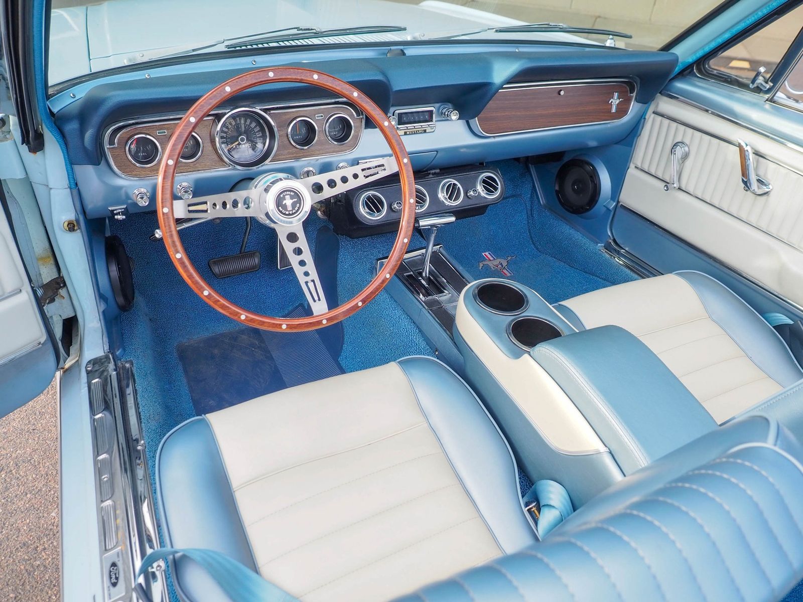 1966 Ford Mustang 39