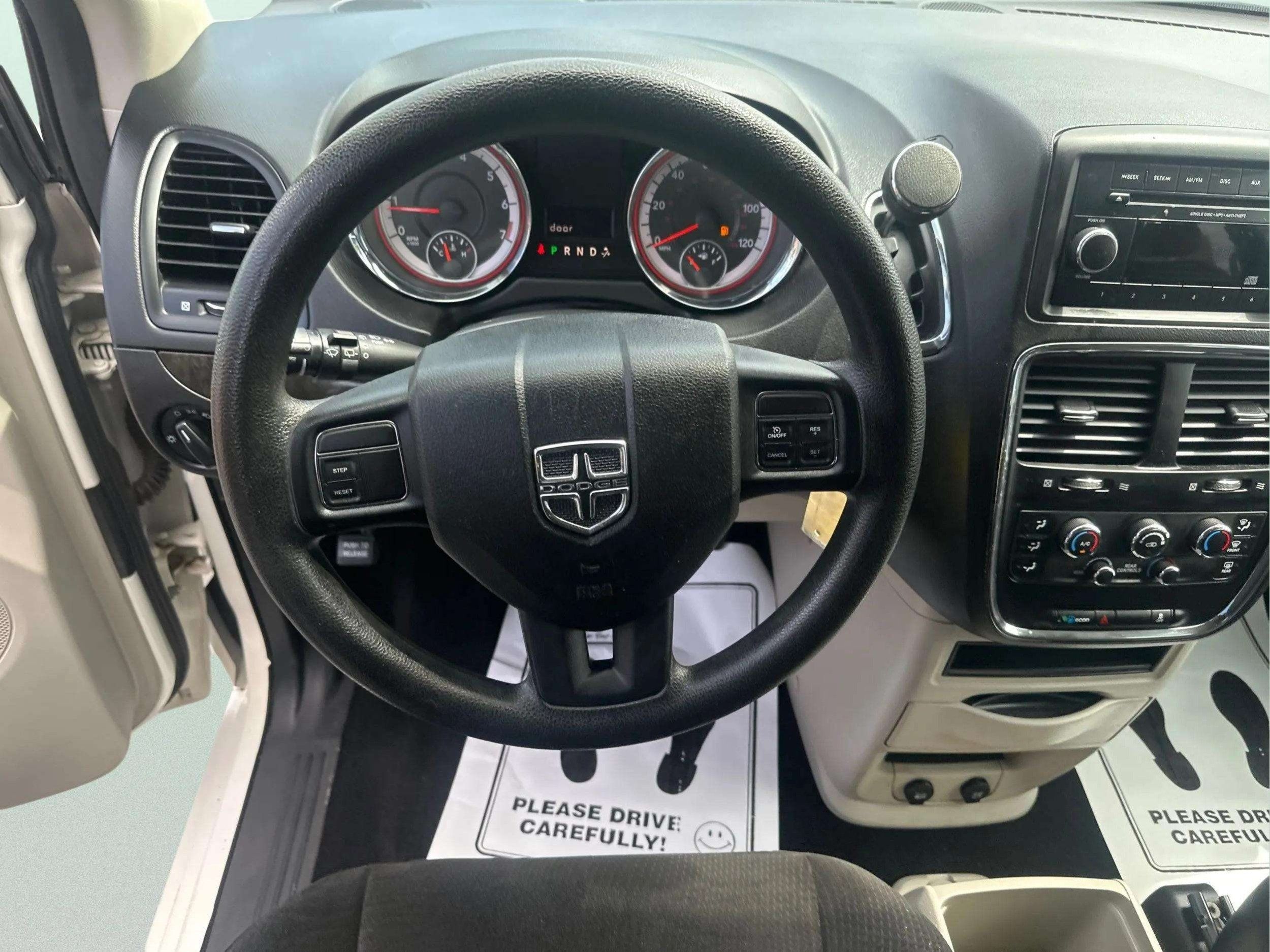 2013 Dodge Grand Caravan SE - Photo 19