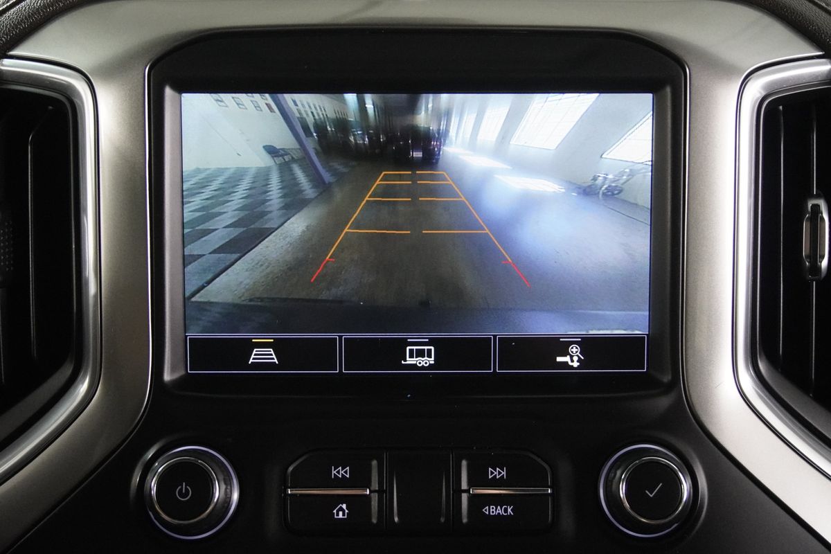 2021 Chevrolet Silverado 1500 4WD Crew Cab Short Bed LTZ