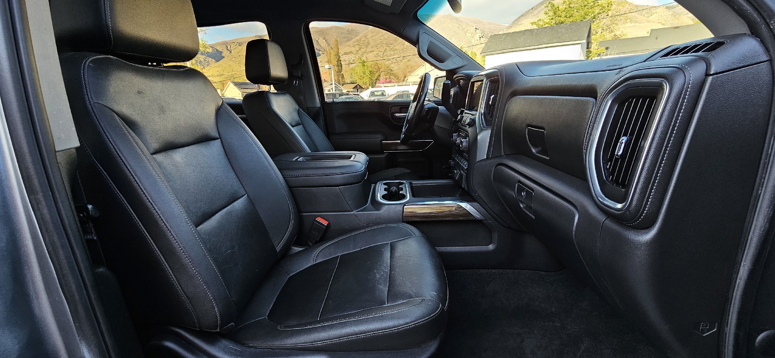 2022 Chevrolet Silverado 1500 Limited LT Trail Boss - Photo 17