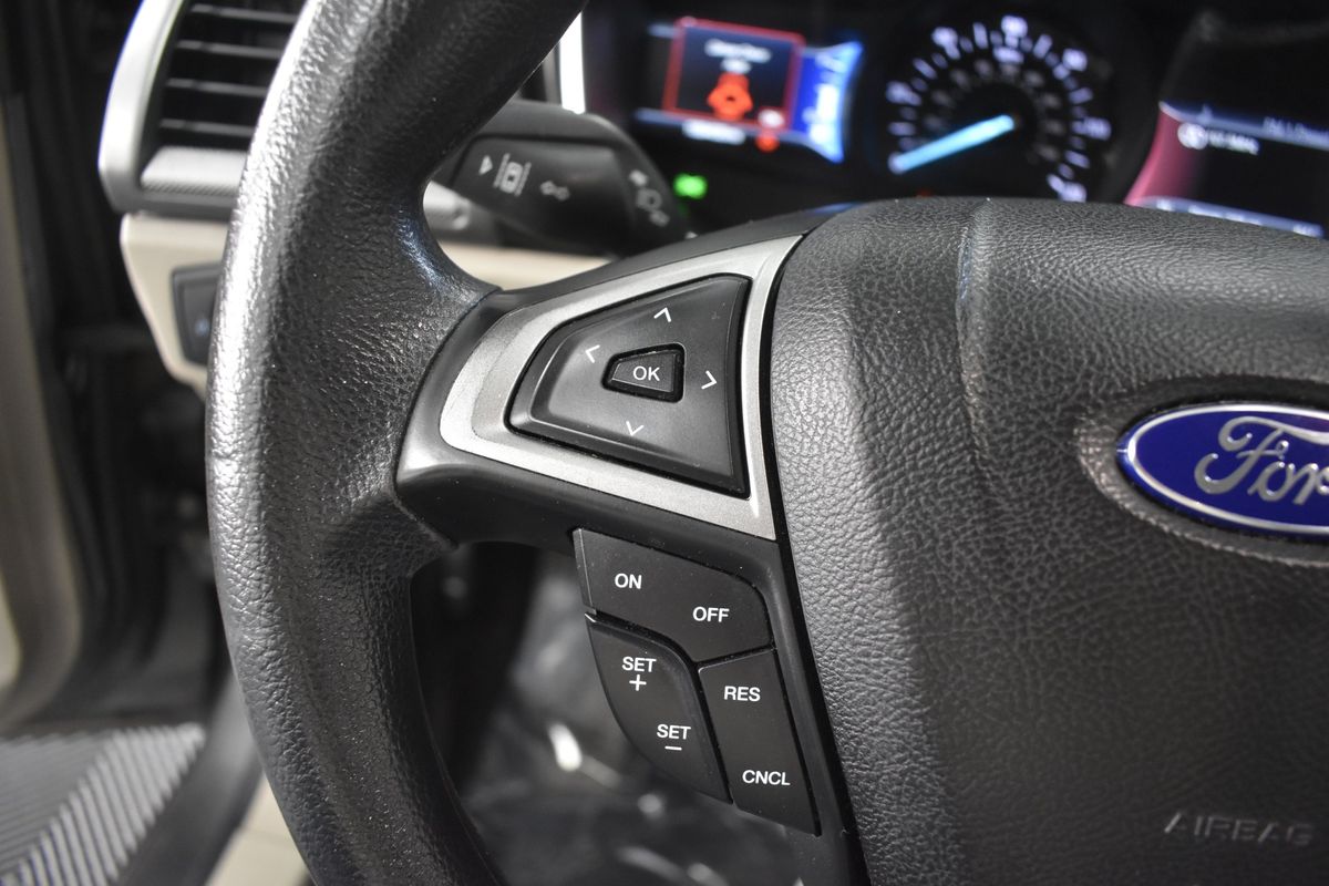 2017 Ford Fusion Hybrid SE