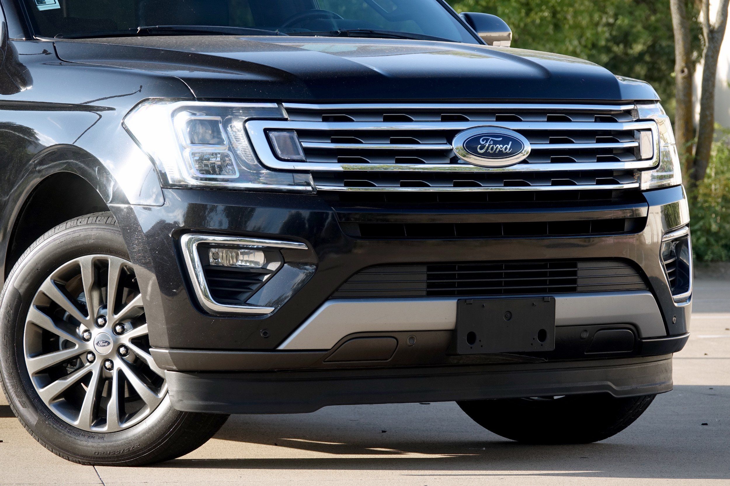 2020 Ford Expedition Limited photo 17