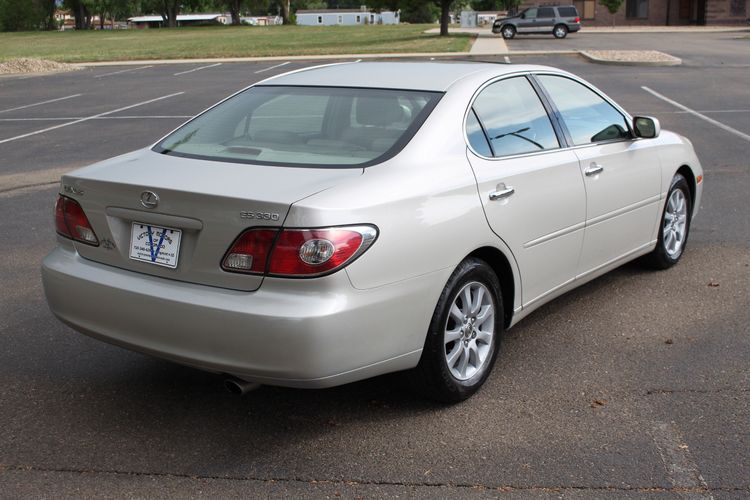 2004 Lexus ES 330 | Victory Motors of Colorado