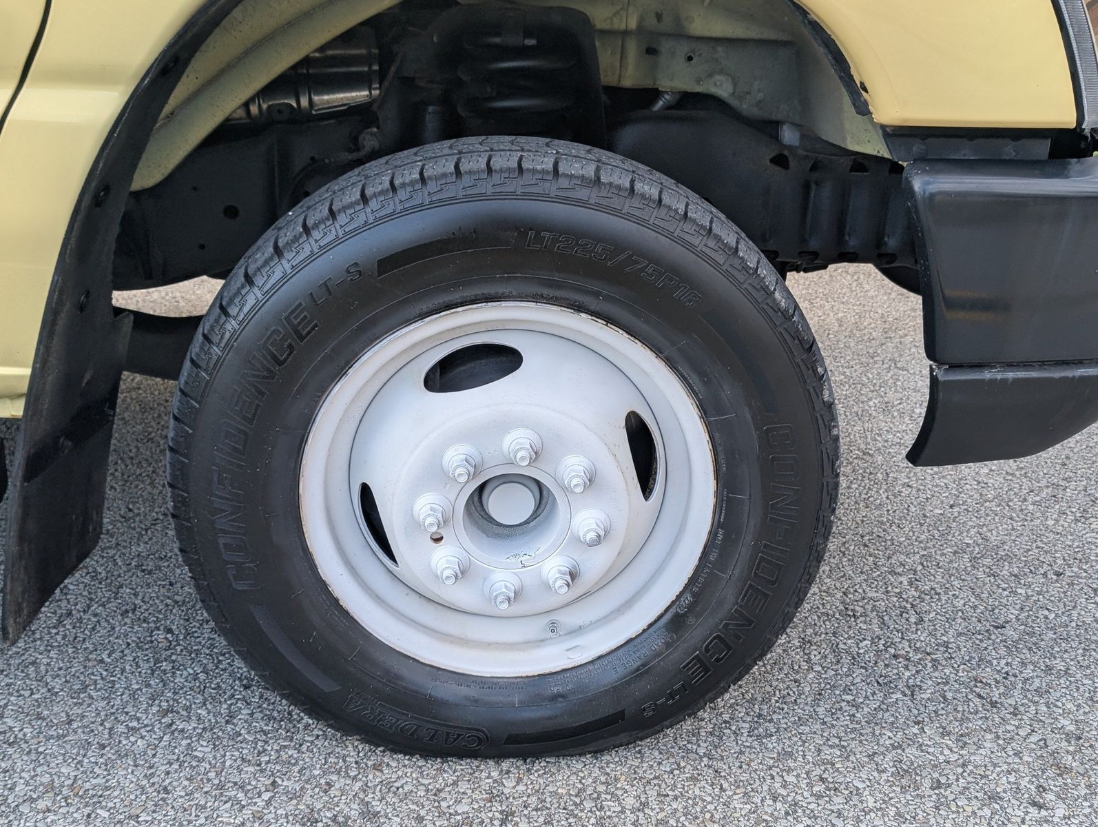 2019 Ford E-Series Chassis 55