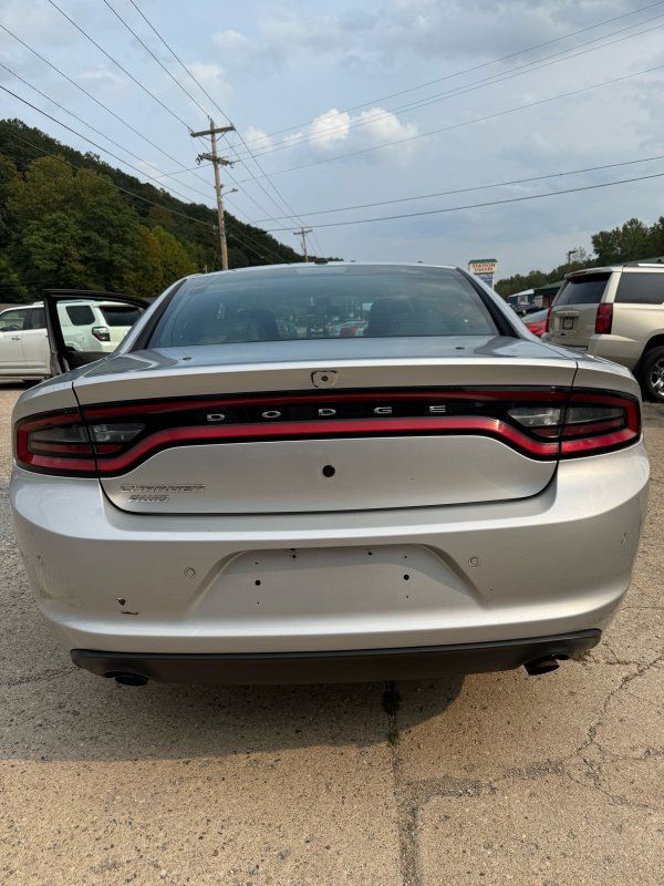 2018 Dodge Charger photo 5