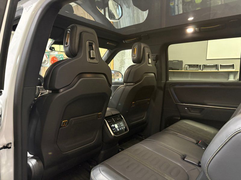 2025 Rivian R1S Adventure - Photo 24