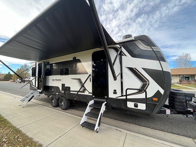 2025 Keystone Outback