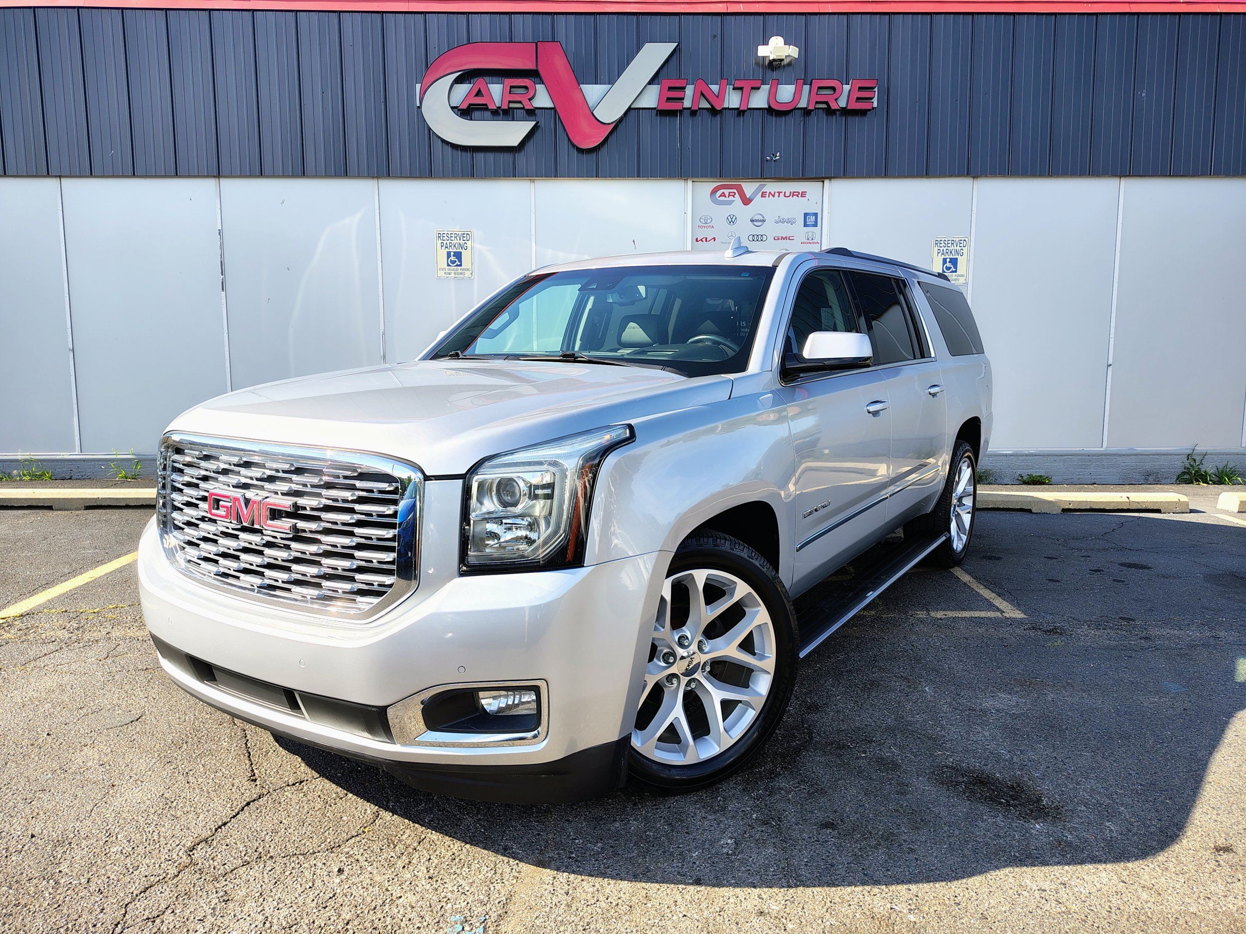 2019 GMC Yukon Denali AWD's photo