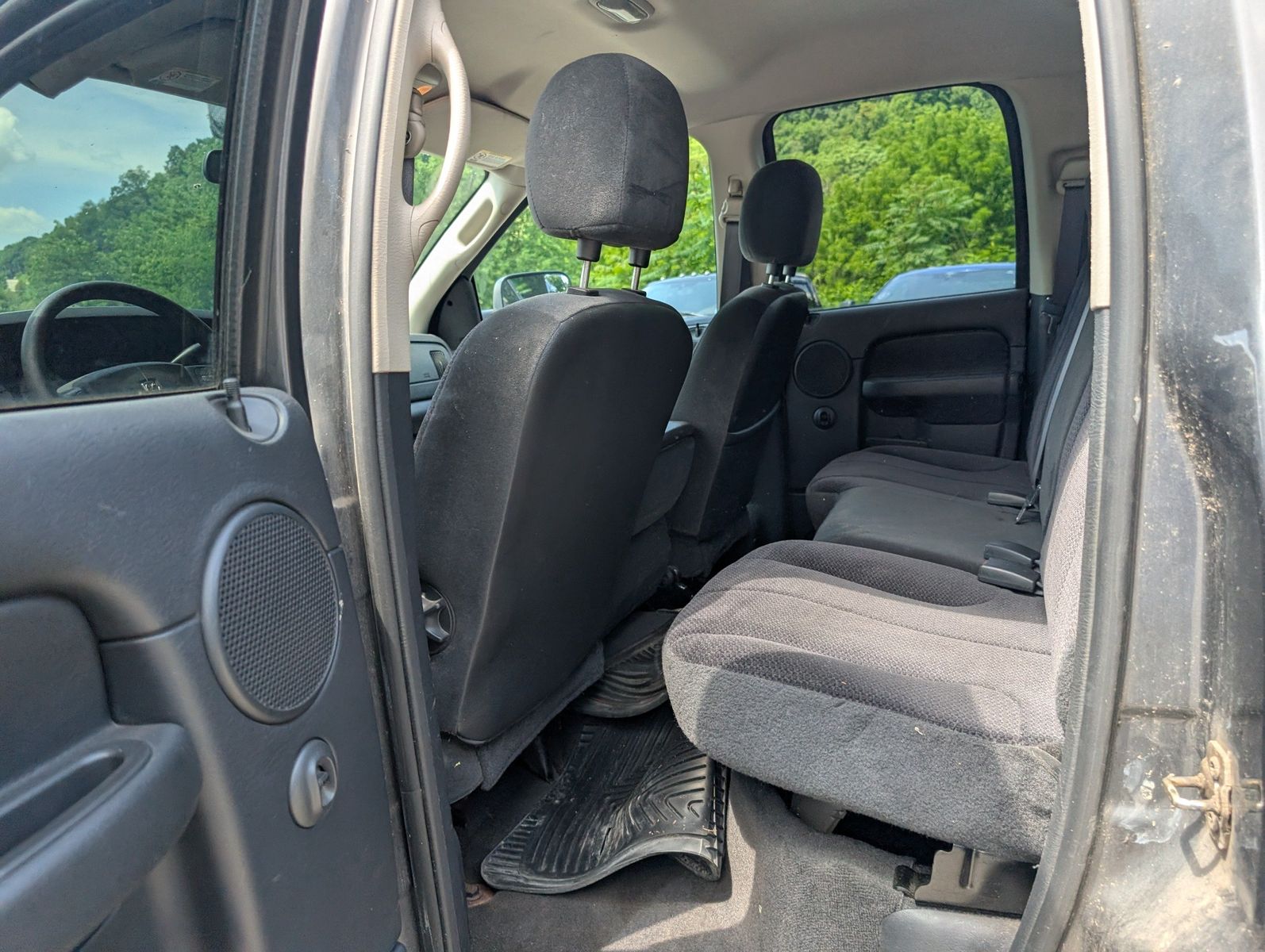 2004 Dodge Ram 3500 67