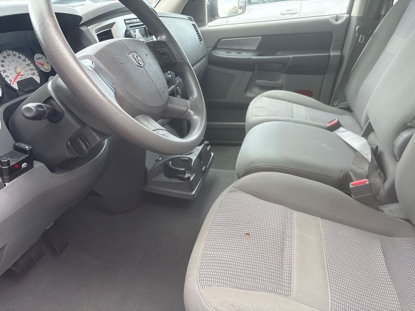 2007 Dodge Ram SLT photo 7