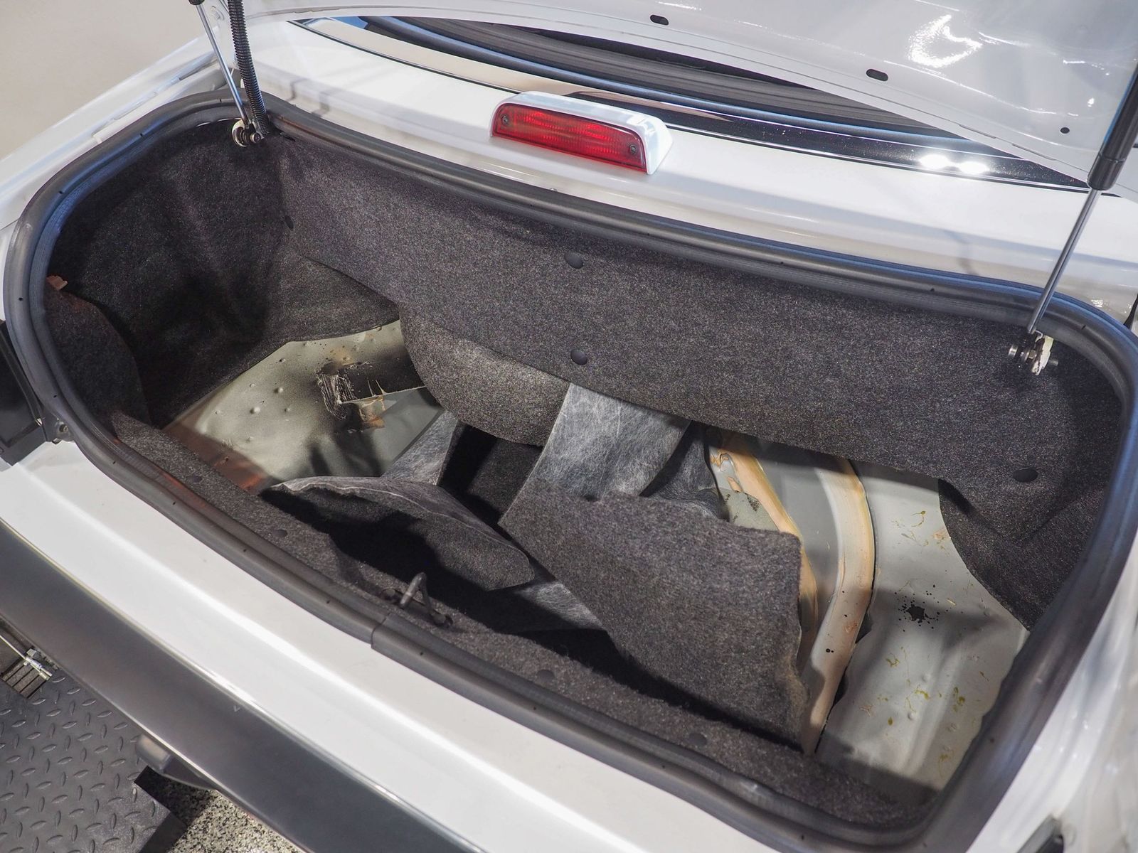 1990 Chrysler Le Baron 85