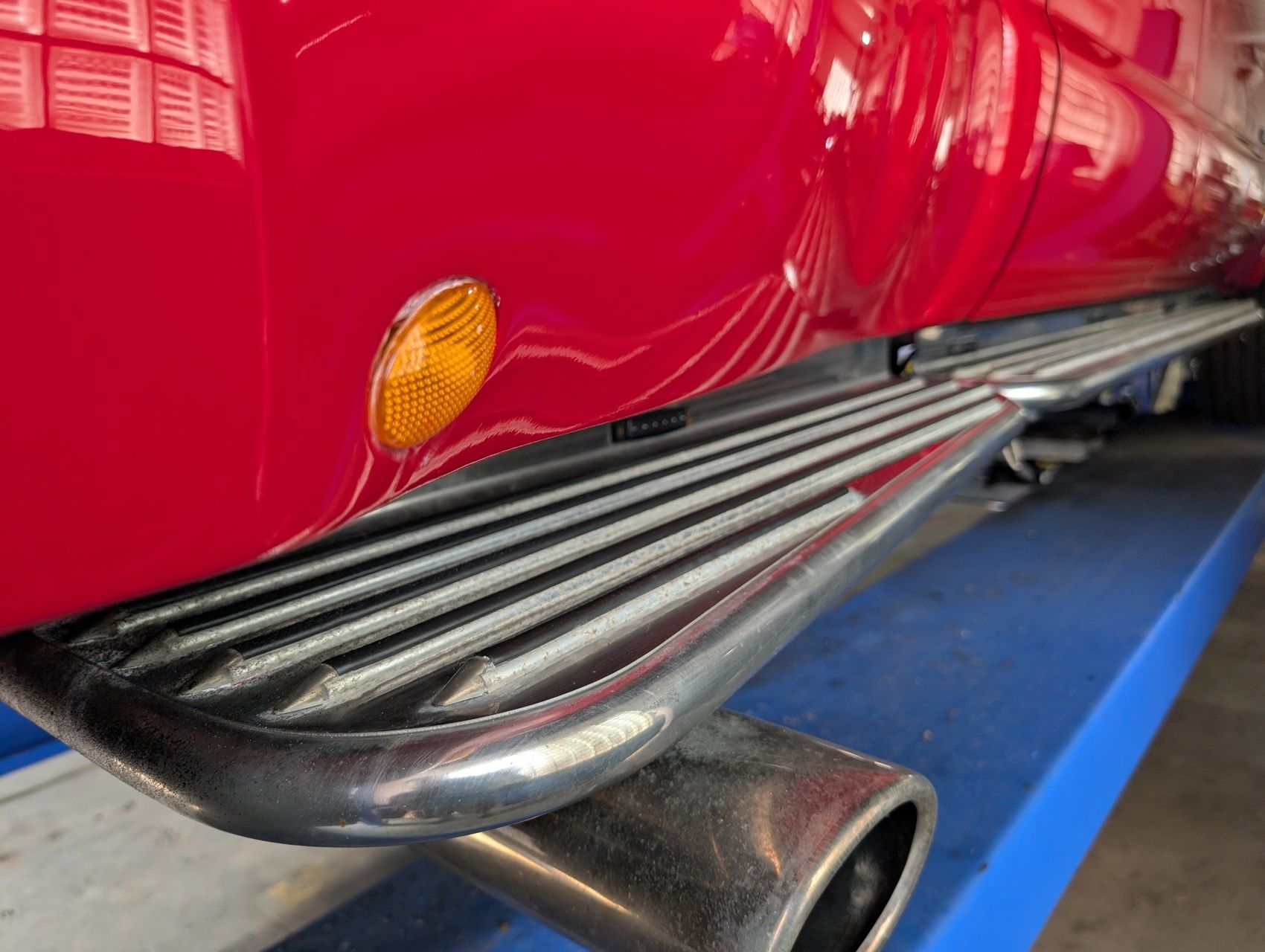 2001 Ford F-550 265