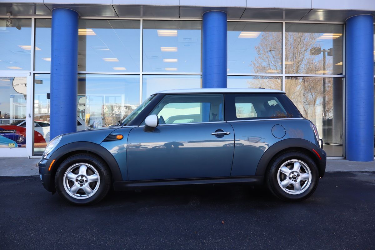 2009 MINI Cooper Base