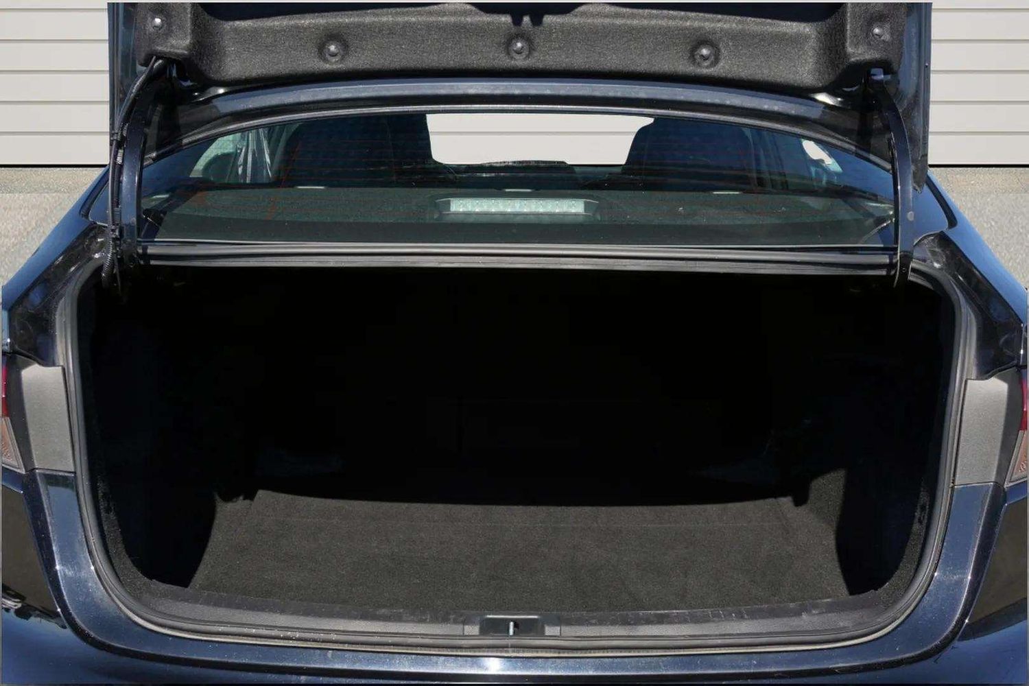 2024 Toyota Corolla LE photo 10