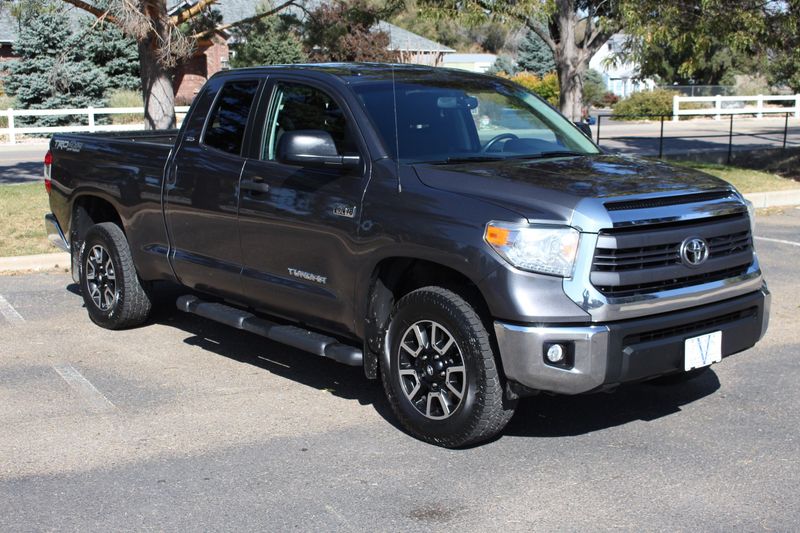 2014 Toyota Tundra Photos