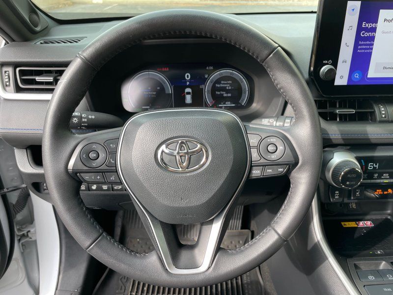 2023 Toyota RAV4 XSE - Photo 28
