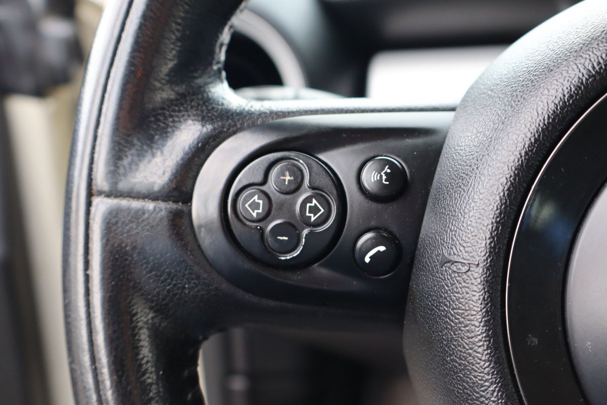 2013 MINI Hardtop Cooper