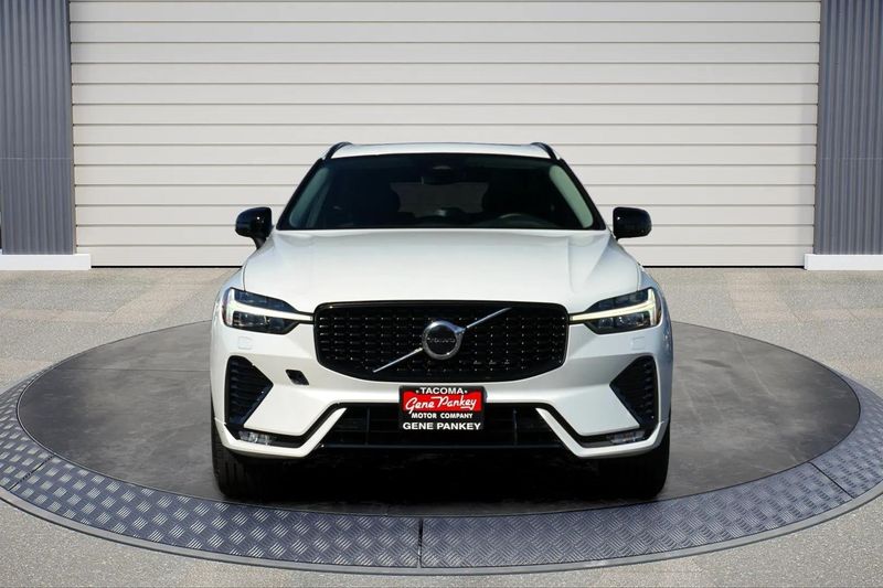 2025 Volvo XC60 B5 Core | Gene Pankey Motors