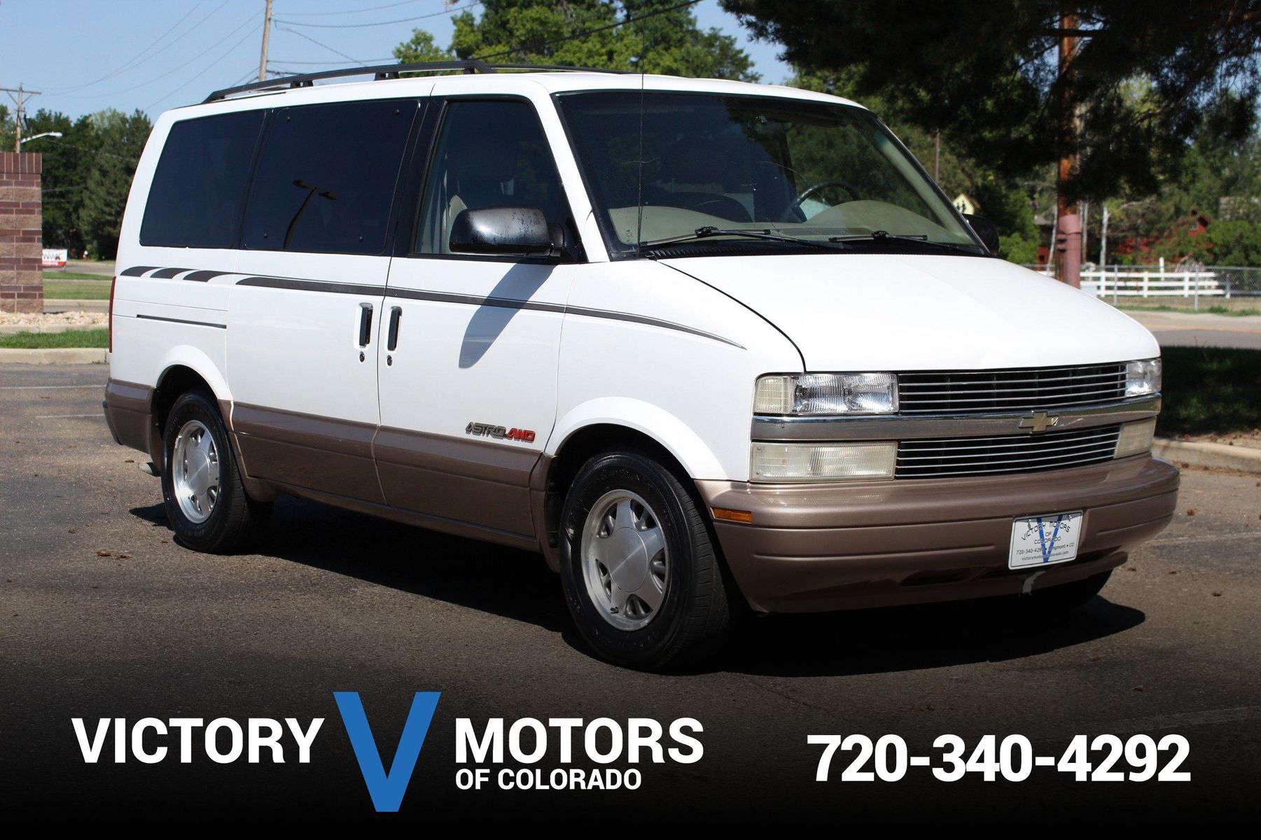 2000 Chevrolet Astro AWD | Victory Motors of Colorado