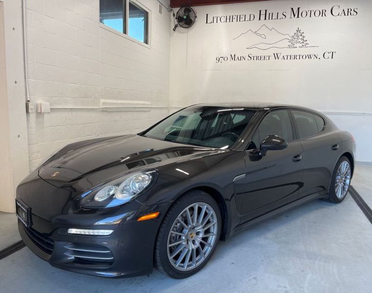2014 Porsche Panamera 4 | Litchfield Hills Motor Cars