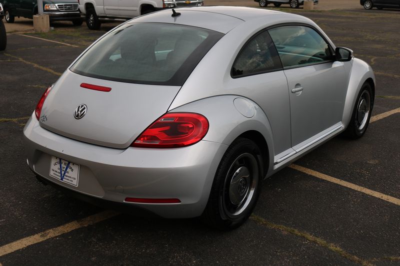 2012 Volkswagen Beetle 2.5L PZEV | Victory Motors of Colorado