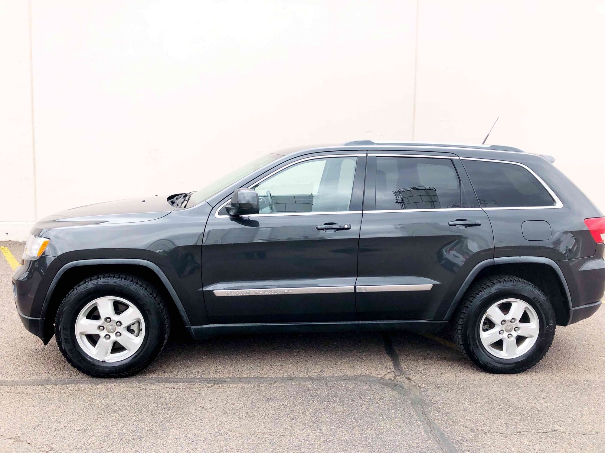 2011 Jeep Grand Cherokee Laredo | The Denver Collection