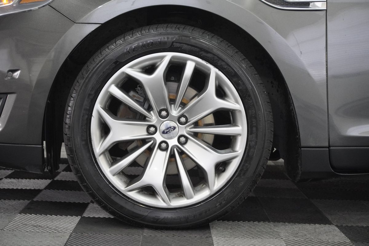 2018 Ford Taurus Limited