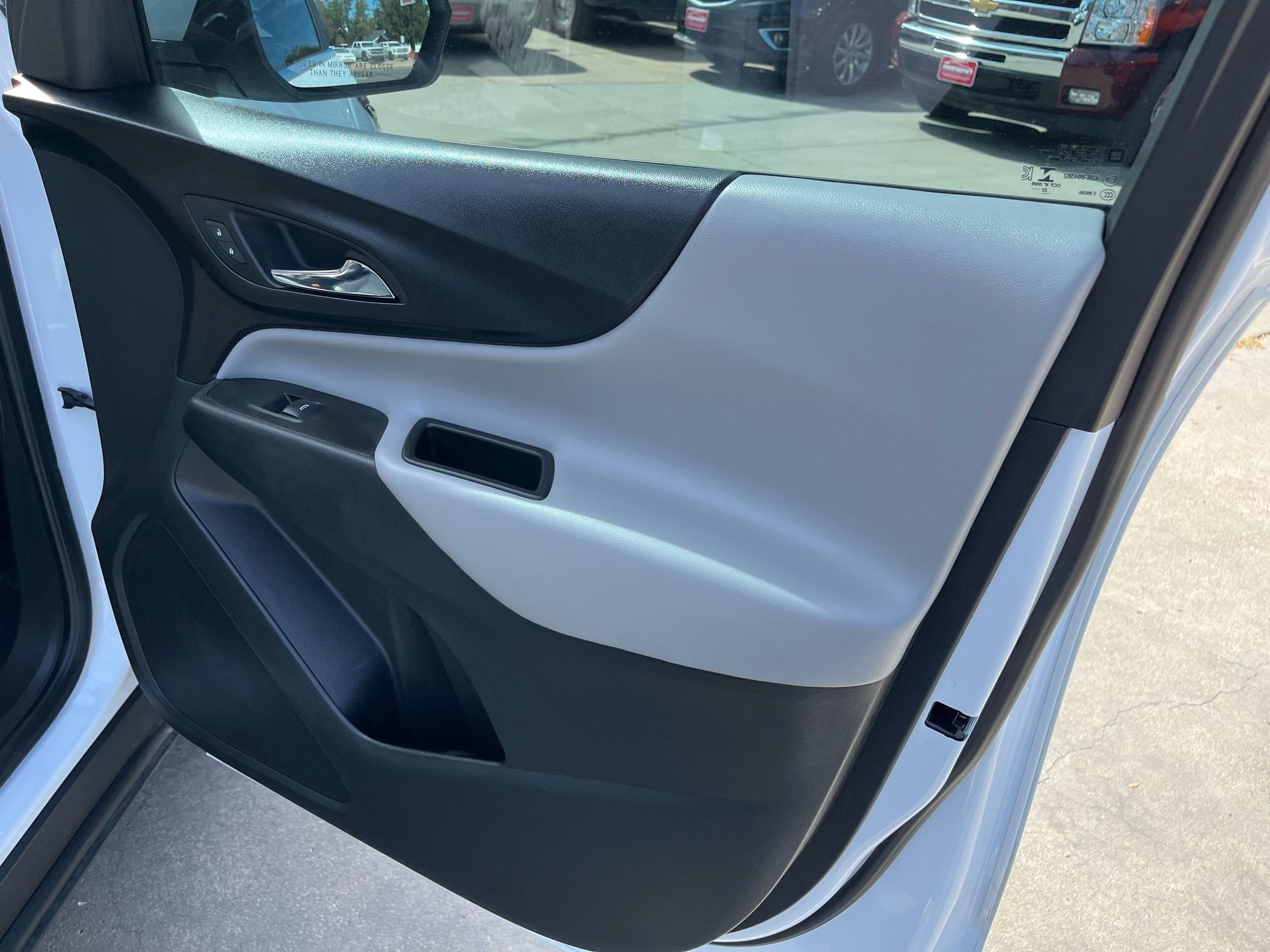 2023 Chevrolet Equinox LT photo 18