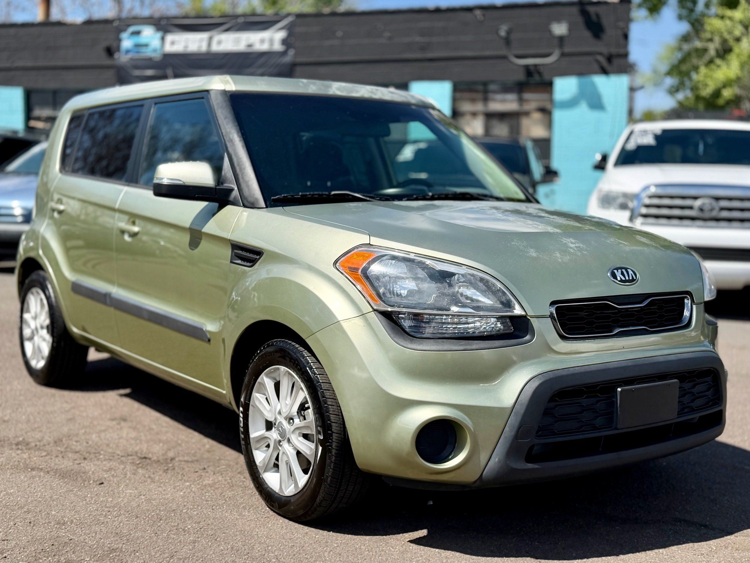 2013 Kia Soul 2.0L + AT 5-Door's photo