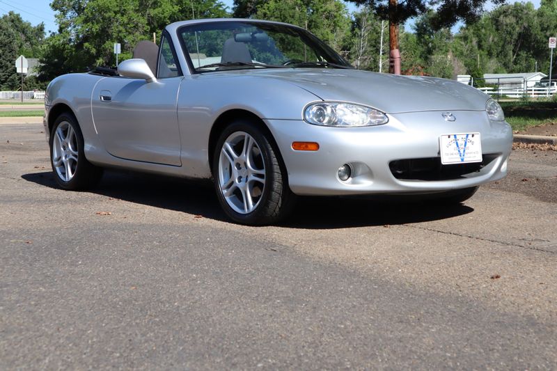 2004 Mazda MX-5 Miata Cloth | Victory Motors of Colorado