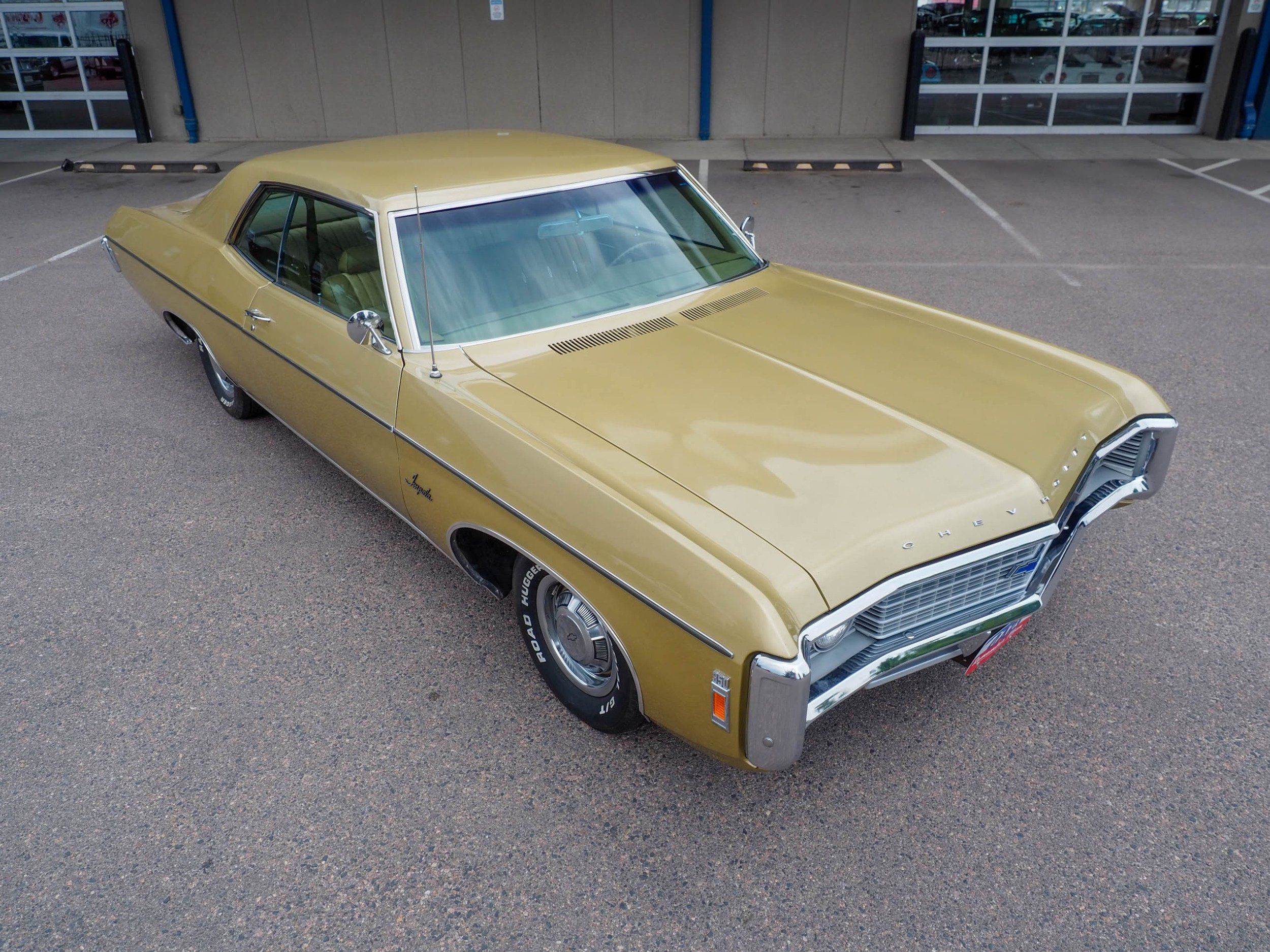 1969 Chevrolet Impala Gold 350