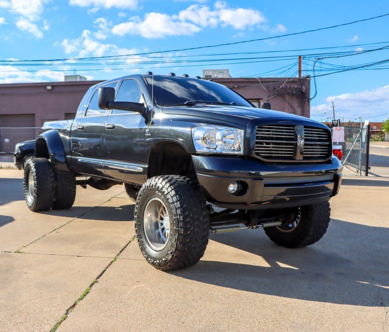 2007 Dodge Ram 3500 Pickup Laramie - Photo 9